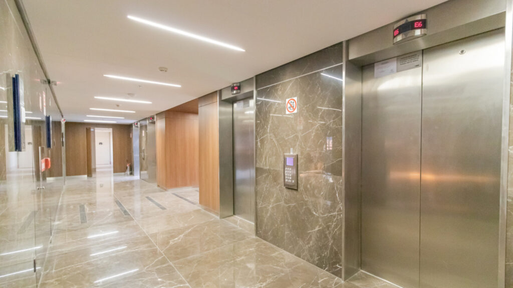lifts in hotel