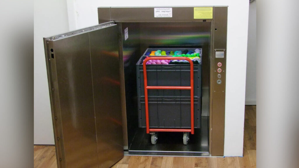trolley lift, service lift