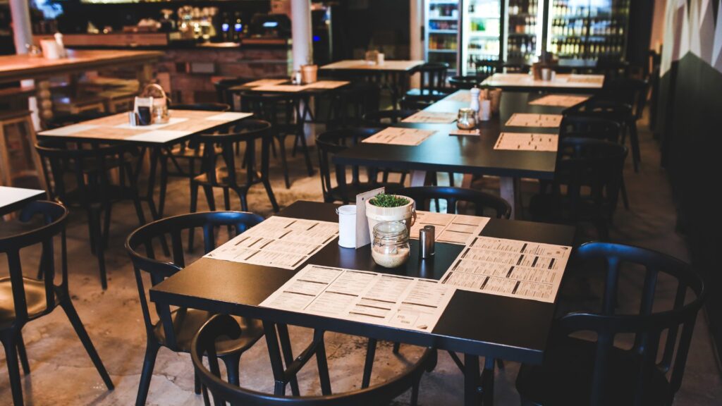benefits of a cafe kitchen dumbwaiter, dumbwaiters, cafe dumbwaiter