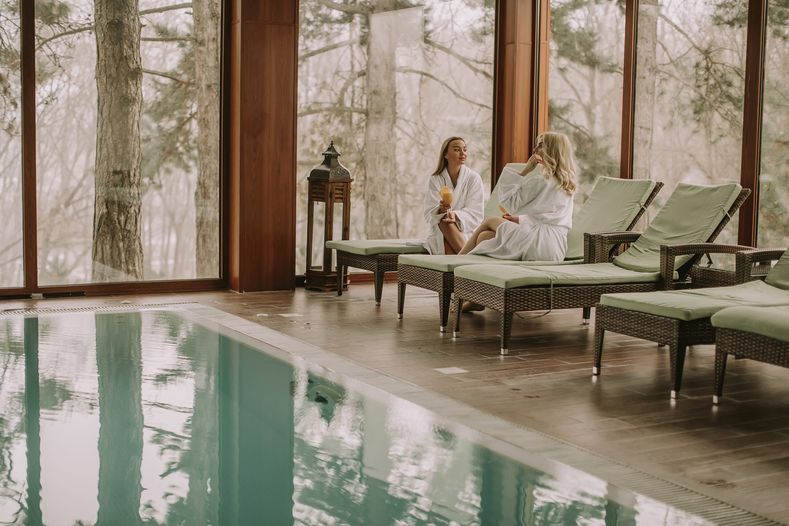 dumbwaiters for spas, wellness centre